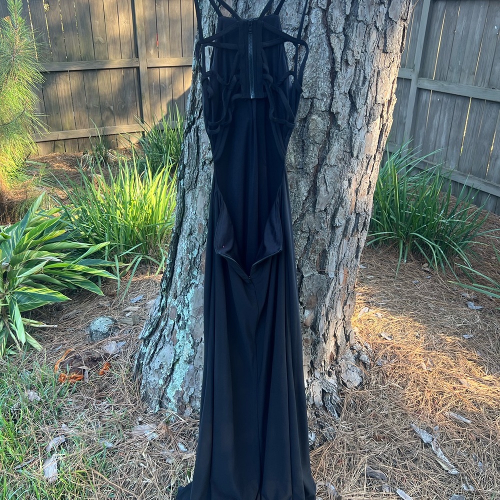 Chic Black Backless Evening Dress